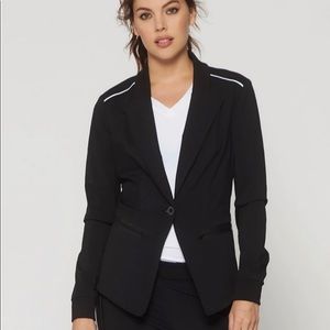 Blanc Noir
Sport Blazer- New without tags, never worn